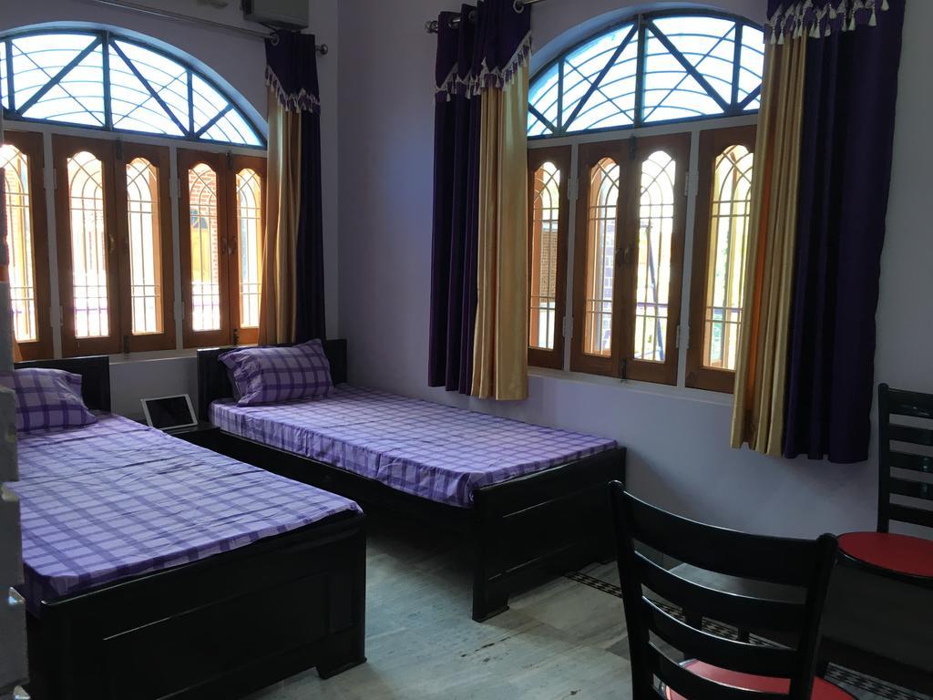 Hotel Srishti Shelter Varanasi Esterno foto